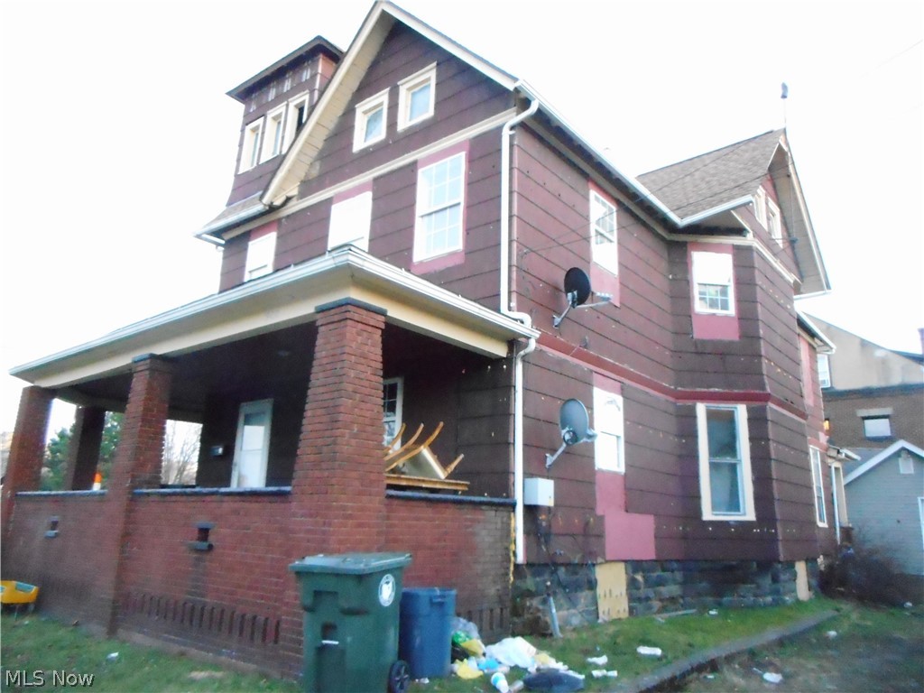 Canton - Residential Income
