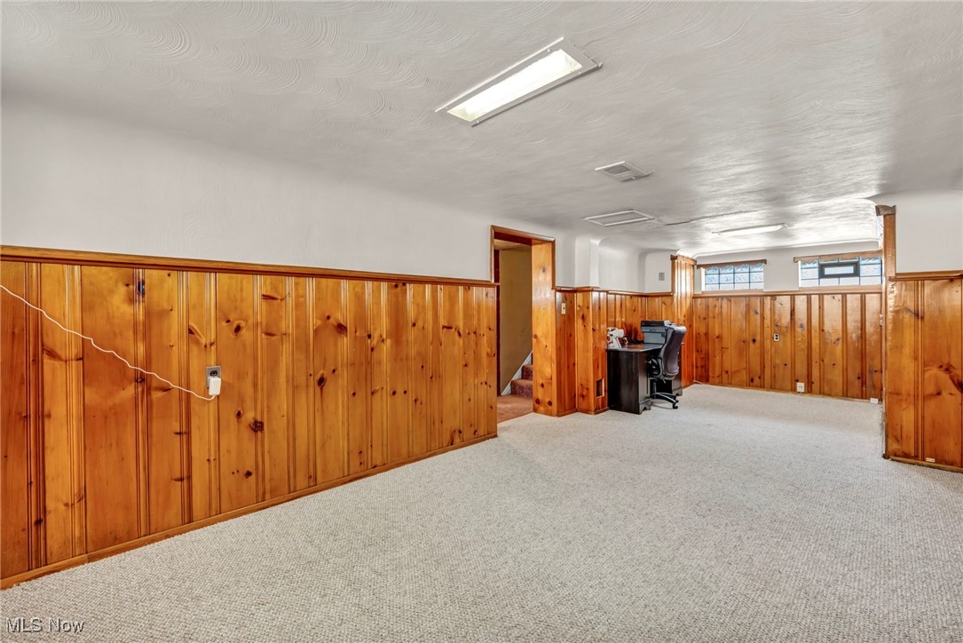 Parma, Ohio 44134, United States, 3 Bedrooms Bedrooms, ,2 BathroomsBathrooms,Residential,Pending,160062