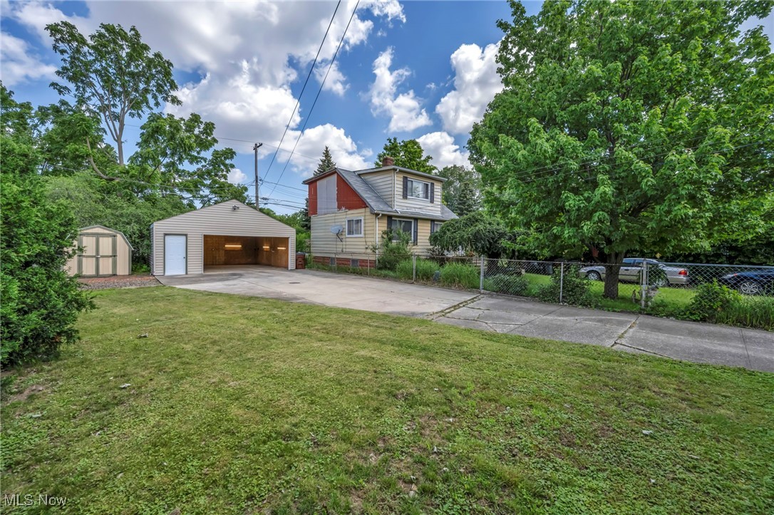 Parma, Ohio 44134, United States, 3 Bedrooms Bedrooms, ,2 BathroomsBathrooms,Residential,Pending,160062