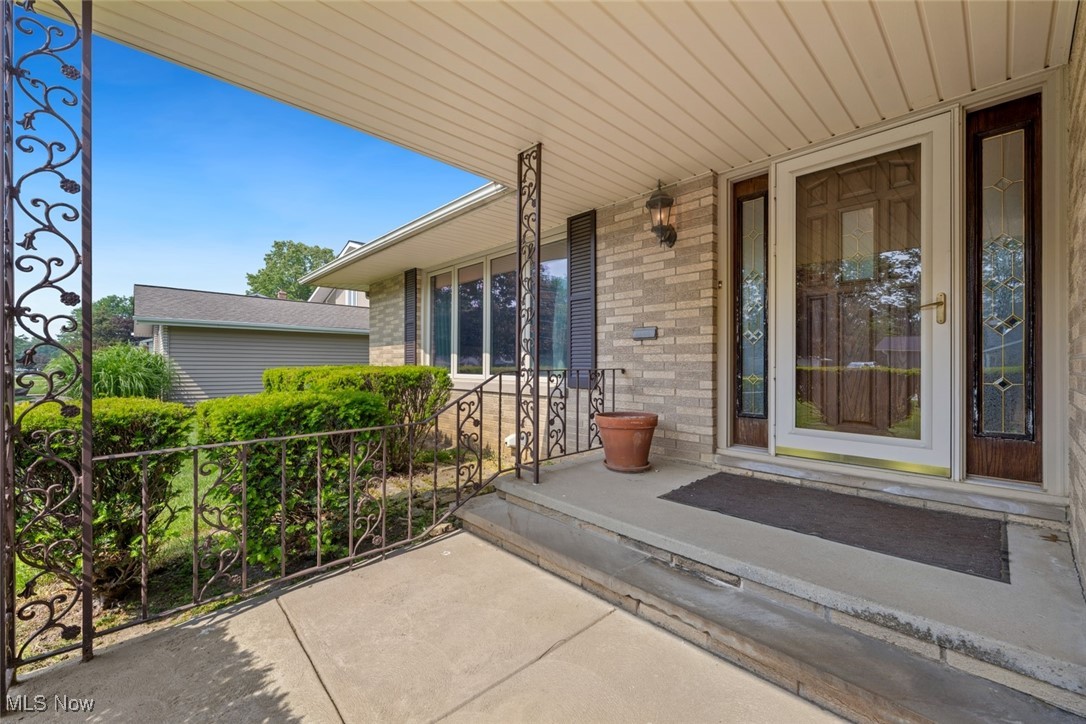 6537 Gale Drive