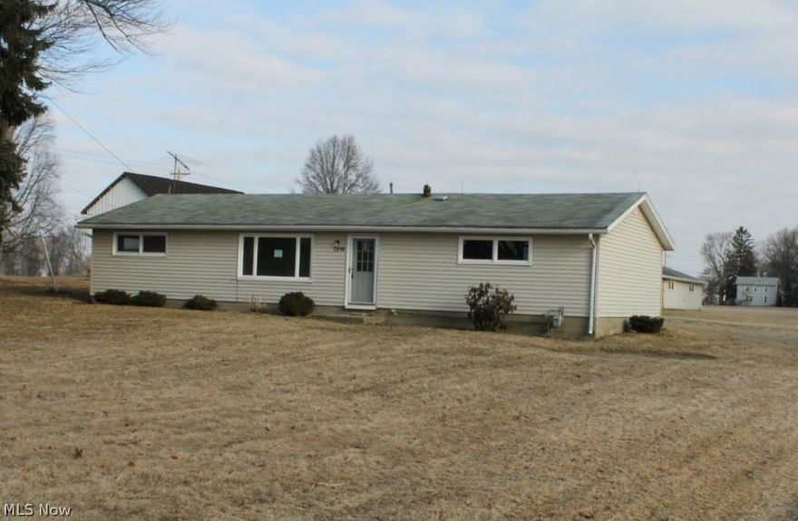 This 2 bedroom, 1 bath home has recently been updated.  New paint and flooring throughout, updated bath and a two car garage.  All this setting on a nice country lot in Southeast Local Schools.  This property is eligible under the Freddie Mac First Look Initiative through April 11, 2014.  Owner occupied buyers have first chance to purchase till April 11, 2014.