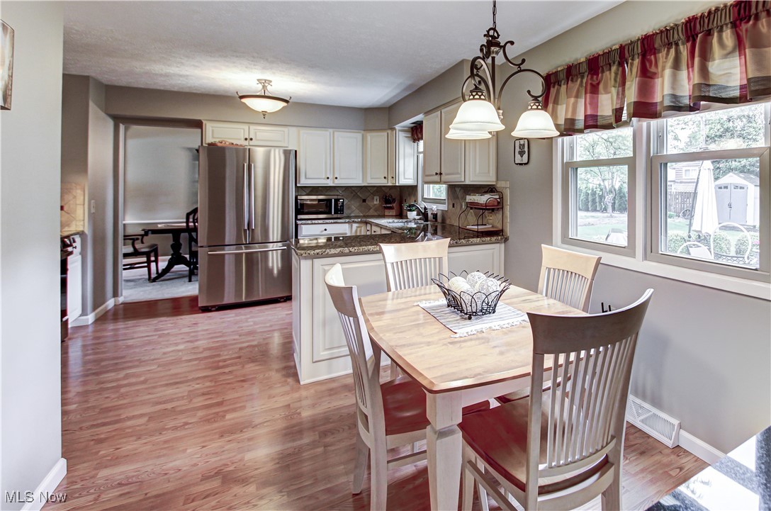 3565 Chrisfield Drive, Rocky River, Ohio image 6