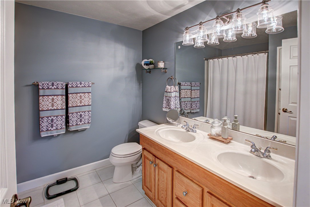 3565 Chrisfield Drive, Rocky River, Ohio image 28