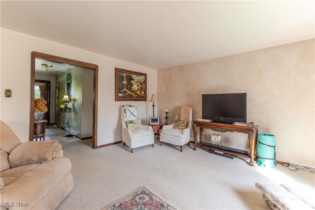 73 Hemlock Lane, Weirton, West Virginia image 11