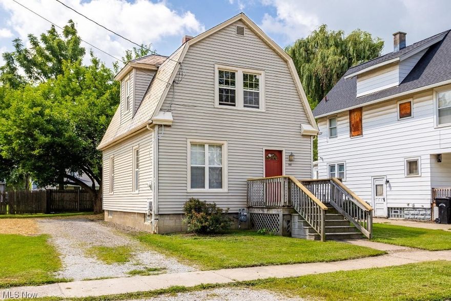 Very nice Dutch colonial featuring 2 bedrooms, dining room, living room, large kitchen and a full basement. Updates include 2nd floor carpeting, windows and vinyl siding. Easy access to highways and immediate possession!