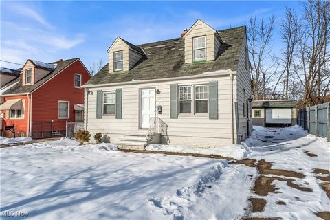 16401 N Lotus Drive Cleveland OH 44128