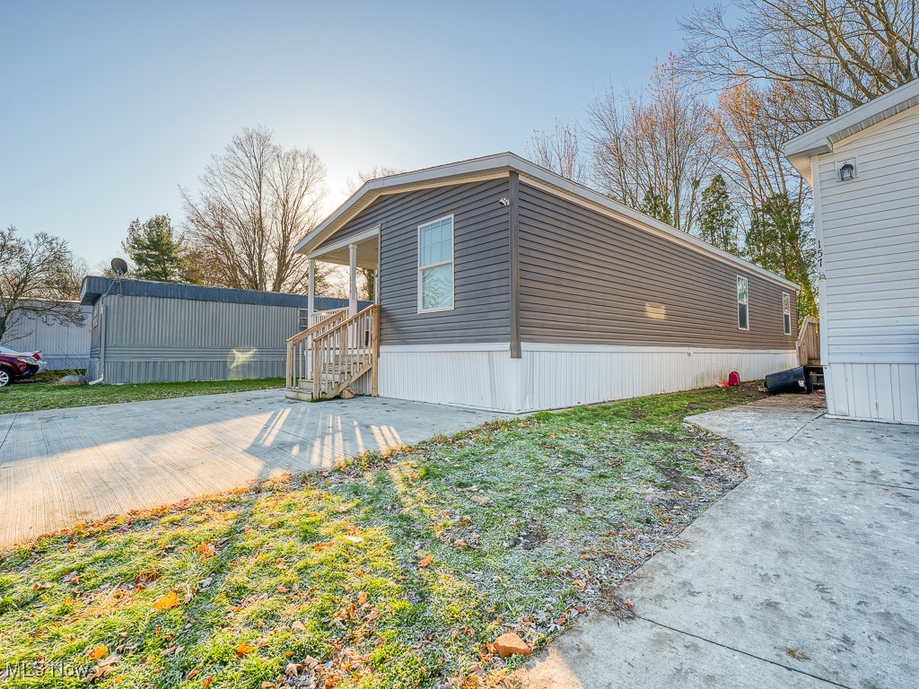 6610 Lear Nagle Road 156