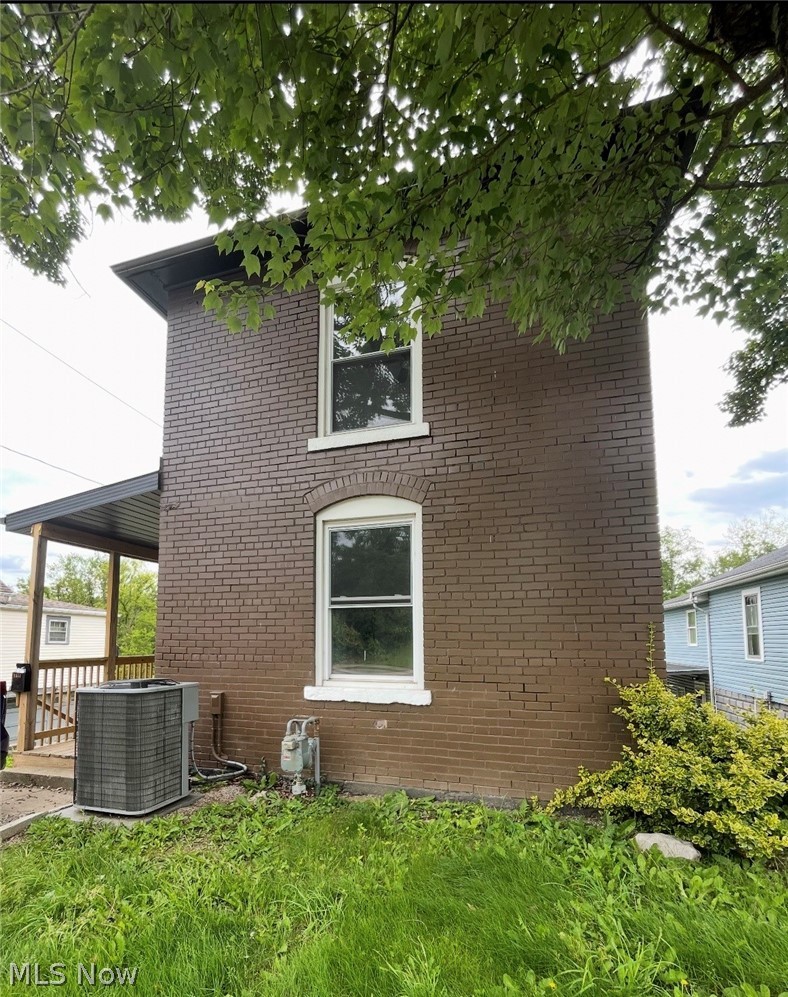 Photo 1 of 15 — 1554 Wheeling Avenue, Zanesville, OH 43701