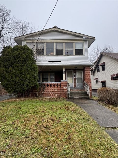 3272 E 130th st Street Cleveland OH 44120