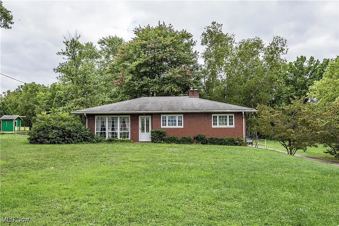 676 E Turkeyfoot Lake Road, Akron, Ohio image 1