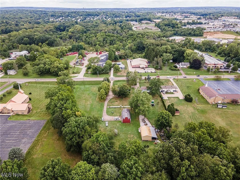 676 E Turkeyfoot Lake Road, Akron, Ohio image 14