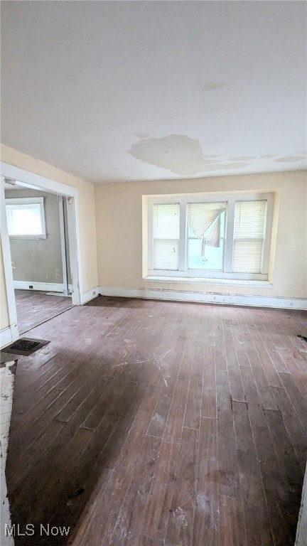 Bear Crk Village Condo 03 - Residential