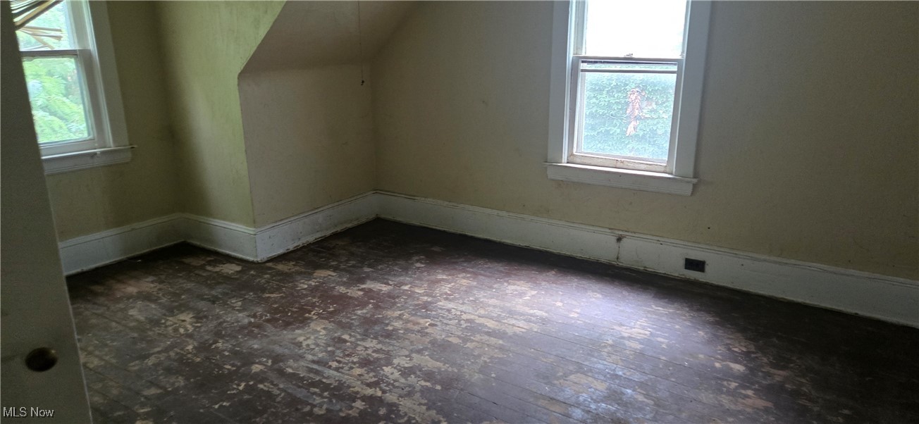 Bear Crk Village Condo 03 - Residential