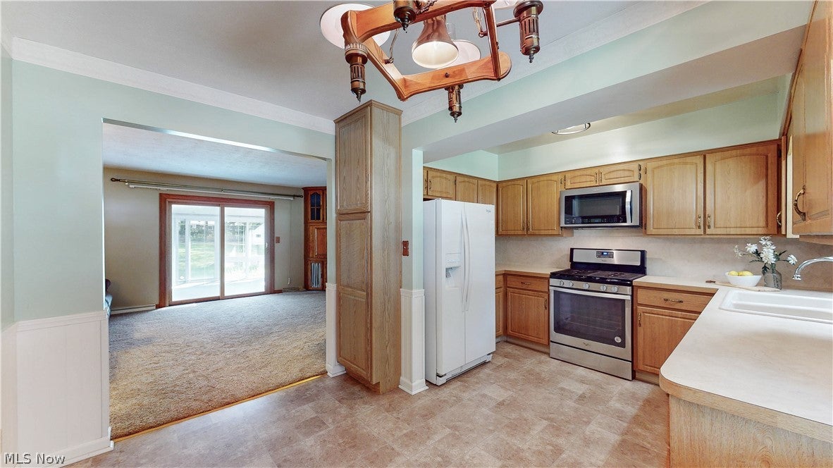 72 Meadow Lane