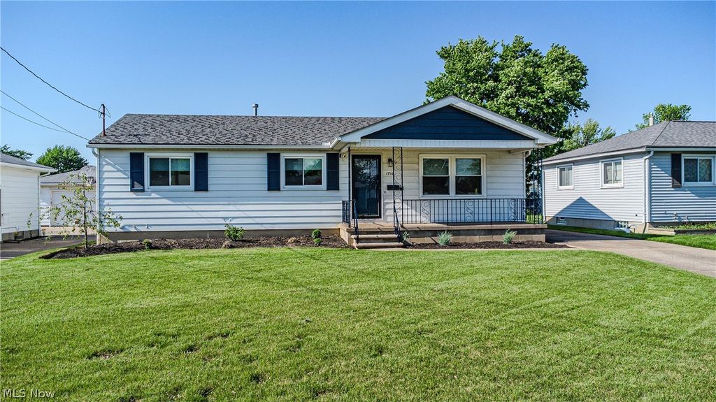 Photo of 1716 W 29th Street, Lorain, OH 44052 (MLS # 5200742)