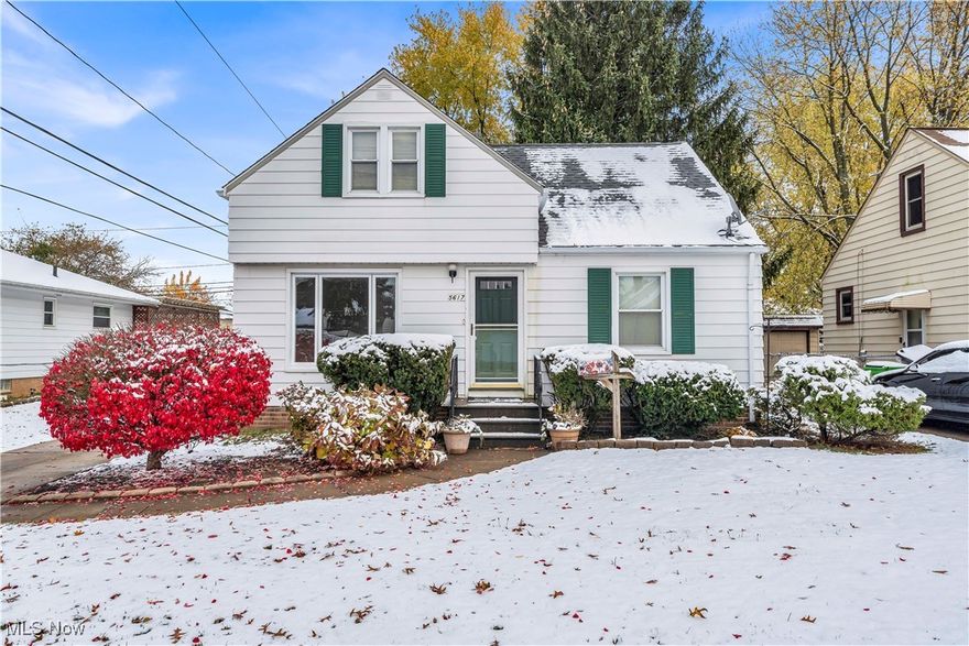 5617 E 139th St, Garfield Heights - Spacious 3-bed 1-bath single-family home! //

$ 1,350 rent / $ 1,350 deposit //
$55 application fee per adult //
1-2 pets OK in this unit. After application pre-approval, a PetScreening is required for any animals to proceed with one of our properties; a PetScreening affidavit is still required if you have no pets. (Some breed restrictions apply per HUD guidelines). //
NO SMOKING //
1 time $169 non-refundable set up fee paid at lease signing //

$35/month required resident benefit package; can include personal property/liability insurance for an additional $10/month for $45/month total. //

After application Pre-Approval 1 applicant per household application is required to fill out a PetScreening application, before being about to proceed with placing a Reservation Fee for one of our properties. You will receive a pre-approval for your application and in order to proceed, the PetScreening is required. Even if you have NO pets - this application must be filled out. One time, non-refundable pet fee of $250-600 per animal applies to all pets & must be paid before or when you pay your first month rent. (No fee for qualified assistance animals). //

Our application is processed through secure site: Findigs, and they require ID and income verification. Without this, your application will not be processed. They offer 24/7 chat support on their application directly if you have any questions. //

BEDROOMS:3 //
BATHROOMS: 1 //
APPLIANCES PROVIDED: Fridge, stove, and microwave //
UTILITIES / RESIDENT RESPONSIBILITY: Residents are responsible for all utilities including: water/sewer/trash, gas & electric and are responsible to maintain lawn care maintenance & snow removal. //

Serious inquiries only.