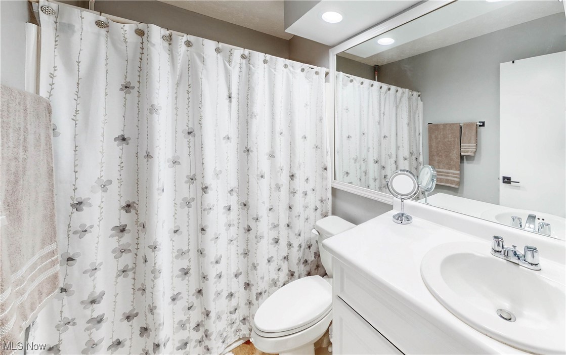3630 Kenwood Drive #85, Uniontown, Ohio image 28