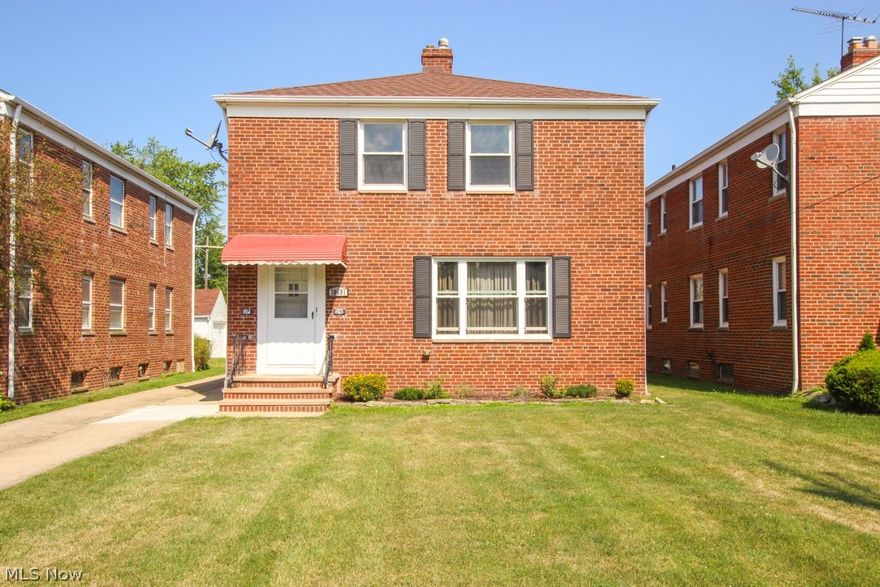 20451 Lake Shore Blvd UP. Euclid, OH 44123 - 2 bed 1 bath UP unit of 2 family home!

$725 Rent / $725 Deposit 
$25 Application fee per adult 
NO PETS 
NO CMHA / NO SMOKING 

This spacious 2 bedroom 1 bathroom unit provides everything you need to feel right at home! The living room offers large windows for natural light and an attached dining room perfect for hosting guests! The kitchen is stocked with a refrigerator and stove! The 2 bedrooms in this unit are spacious! This unit offers an unfinished basement with lots of storage and washer/dryer hook-ups! To top it off this unit offers luscious backyard and one spot in a two car garage! Don't hesitate to grab this unit up before it is too late!

Resident is responsible for gas/electric services.  Owner is responsible for water/sewer and law care! Serious inquiries only!