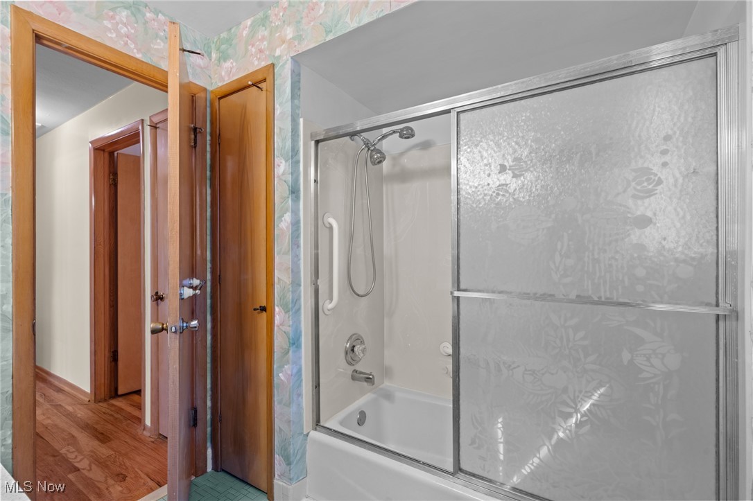 Highland Heights, Ohio 44143, United States, 3 Bedrooms Bedrooms, ,2 BathroomsBathrooms,Residential,Pending,235468