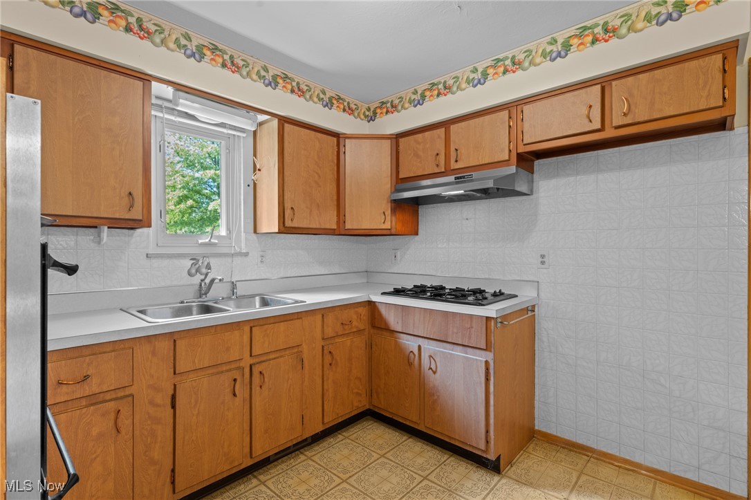 Highland Heights, Ohio 44143, United States, 3 Bedrooms Bedrooms, ,2 BathroomsBathrooms,Residential,Pending,235468