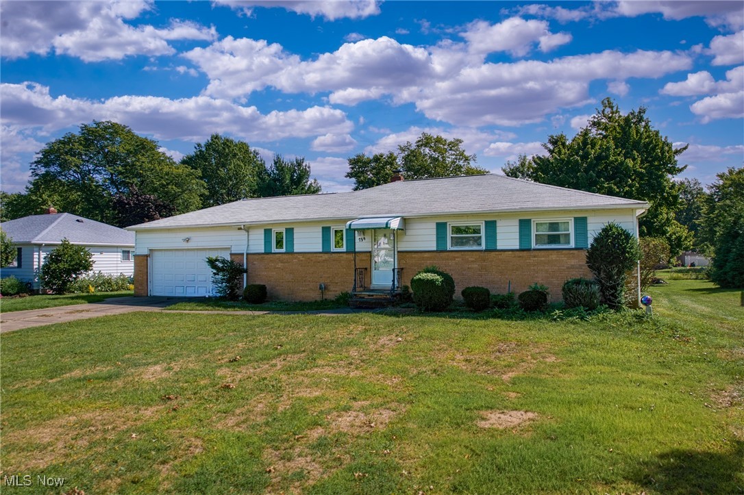 Highland Heights, Ohio 44143, United States, 3 Bedrooms Bedrooms, ,2 BathroomsBathrooms,Residential,Pending,235468