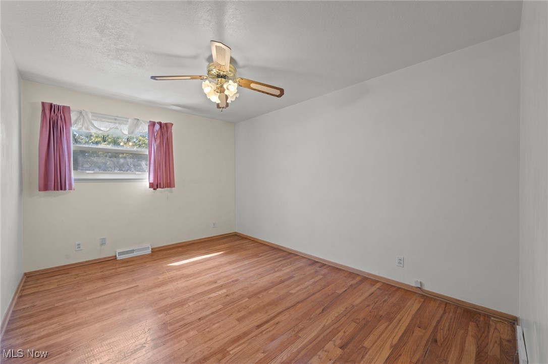 Highland Heights, Ohio 44143, United States, 3 Bedrooms Bedrooms, ,2 BathroomsBathrooms,Residential,Pending,235468