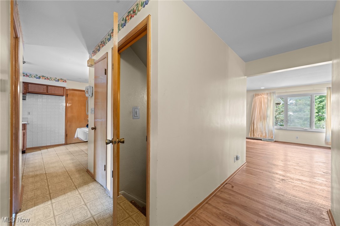 Highland Heights, Ohio 44143, United States, 3 Bedrooms Bedrooms, ,2 BathroomsBathrooms,Residential,Pending,235468