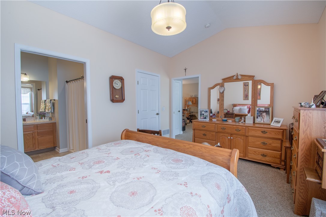 Forest Trail Condo - Residential