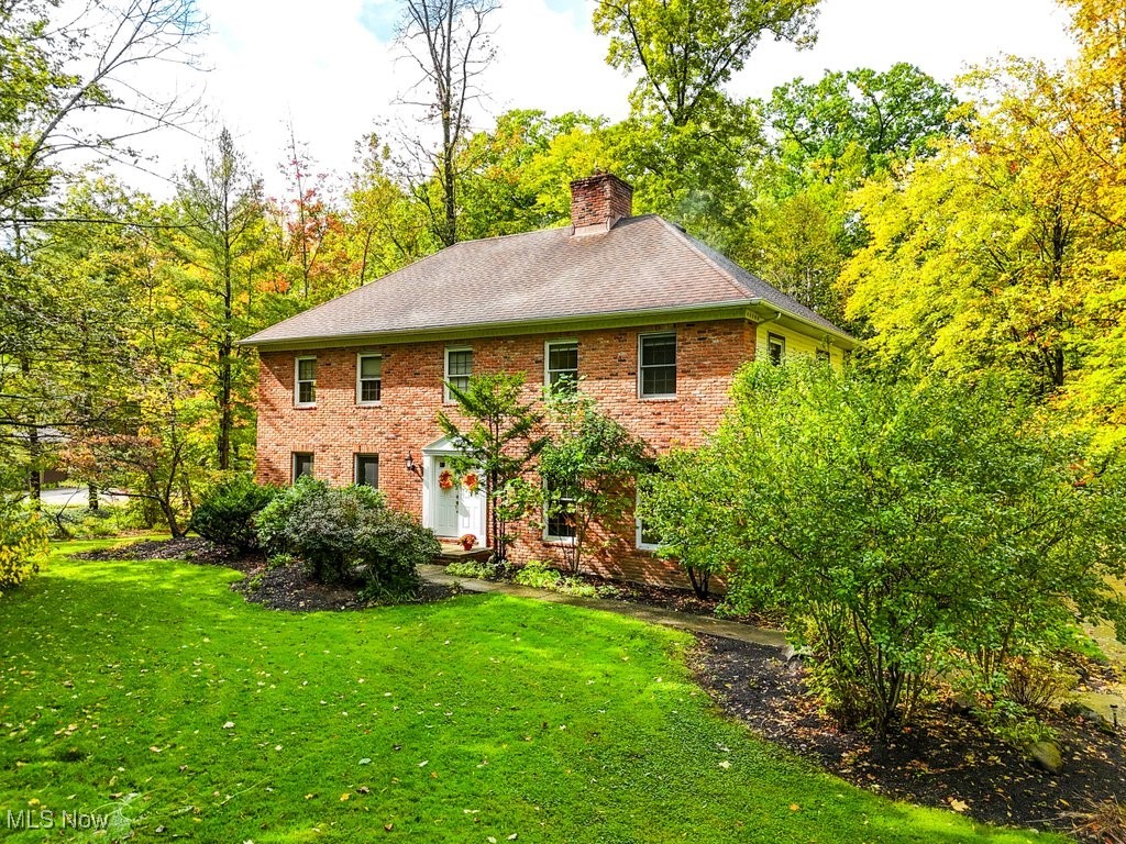 16620 Mohican Trail, Chagrin Falls, Ohio image 1