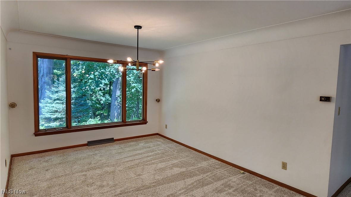 8355 Dalepoint Road, Independence, Ohio image 12