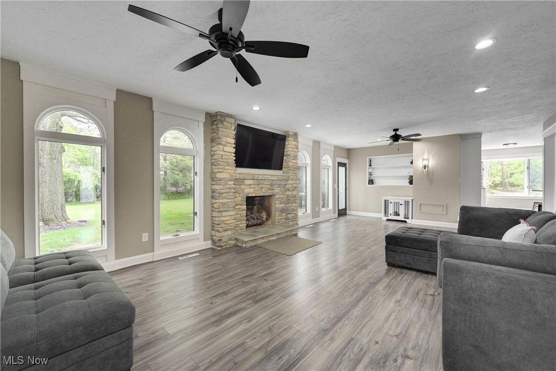 14931 Regency Drive, Strongsville, Ohio image 12
