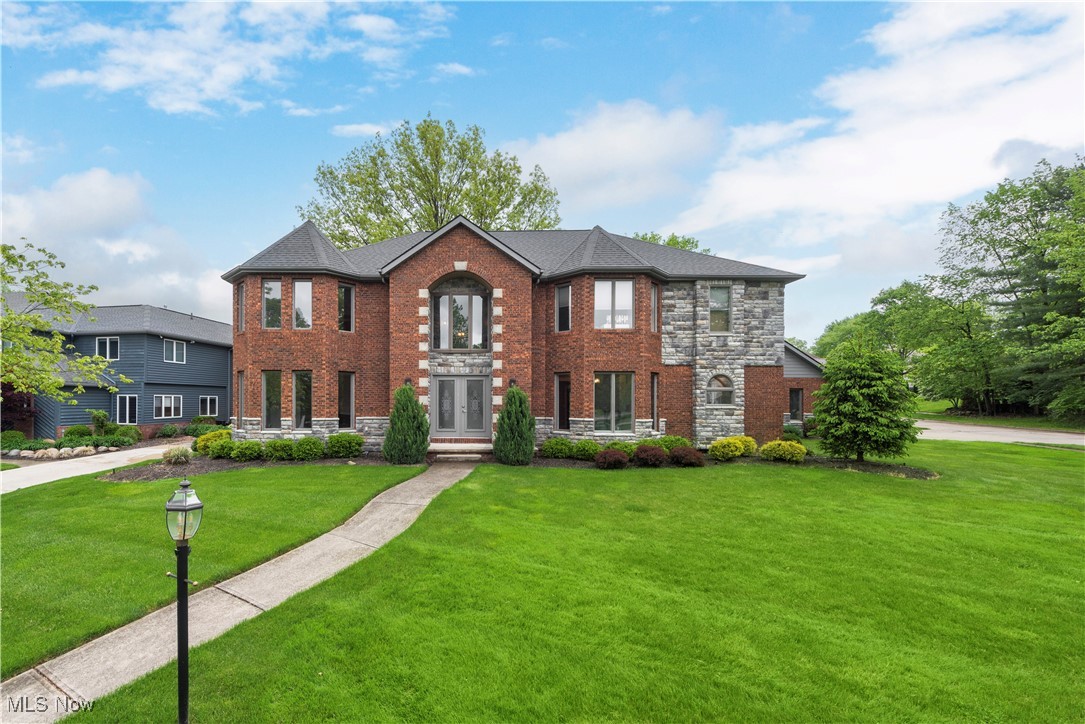 14931 Regency Drive, Strongsville, Ohio image 1