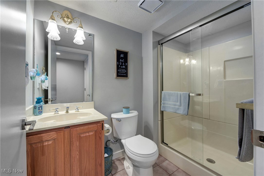 14931 Regency Drive, Strongsville, Ohio image 41