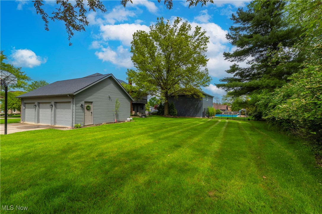 14931 Regency Drive, Strongsville, Ohio image 45