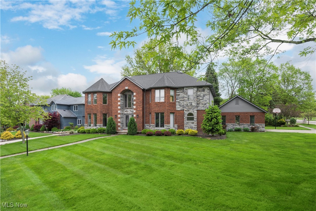 14931 Regency Drive, Strongsville, Ohio image 2