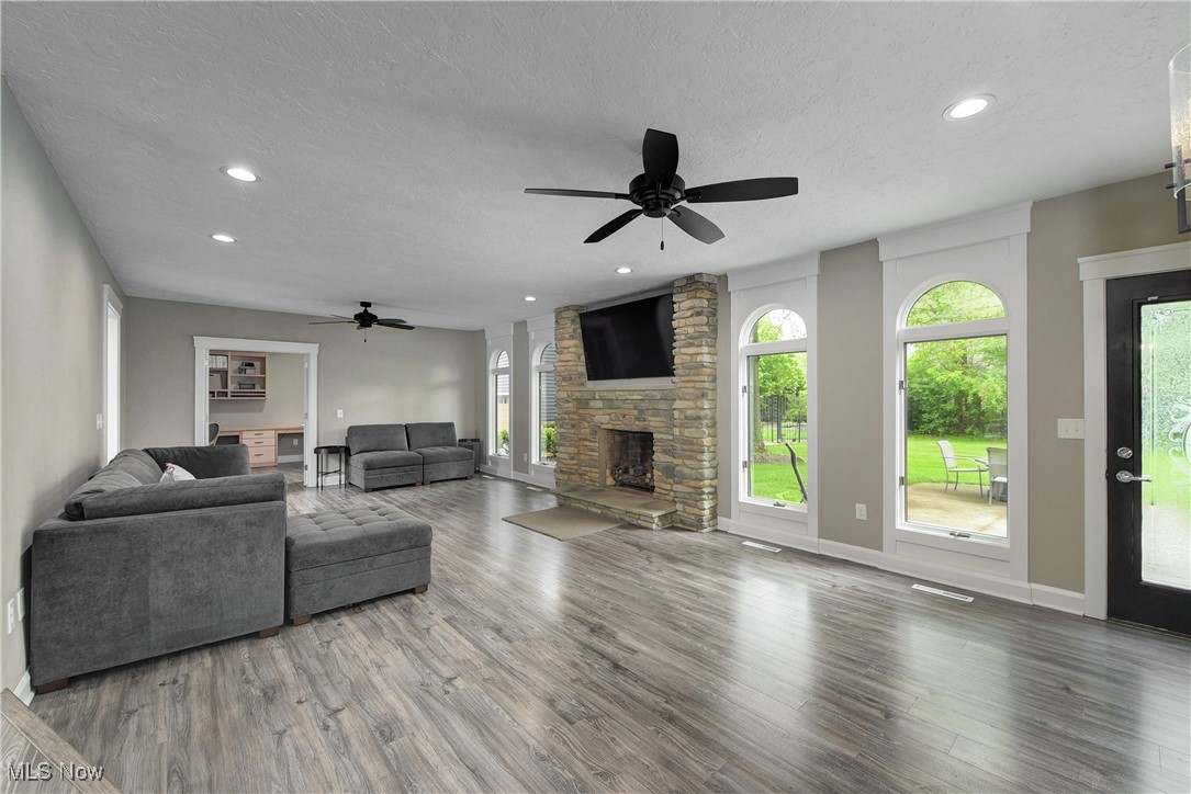 14931 Regency Drive, Strongsville, Ohio image 11