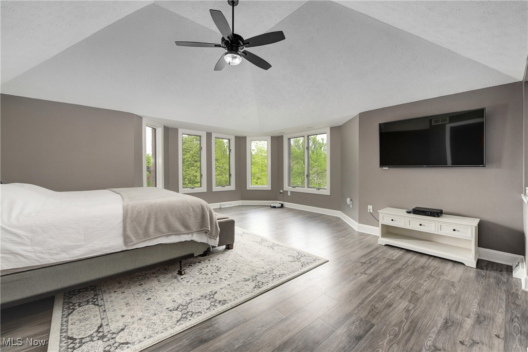 14931 Regency Drive, Strongsville, Ohio image 23