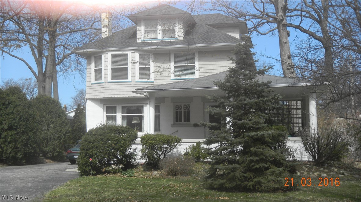 Over 3000 sq ft home on Lake Avenue, west of Summit. A two story addition was added in 2000 to include a full bath and family room on 1st floor and an extra tandem bedroom/sunroom on the 2nd floor adding 600 sq ft of living space. The 3rd floor is finished and could be additional living space (no heat). The garage was also built in 2000. Nice sized bedrooms. One bedroom is currently being used as a 2nd floor laundry room. Be sure to see this wonderful Lakewood home.