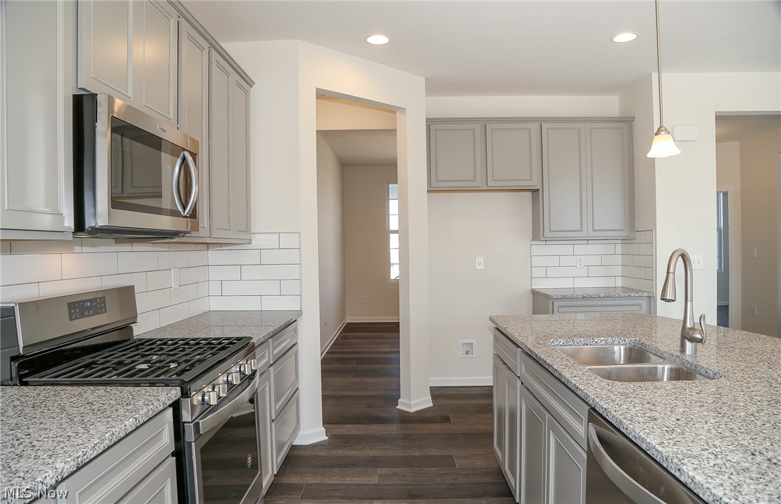 Highlands at Glenross - Residential