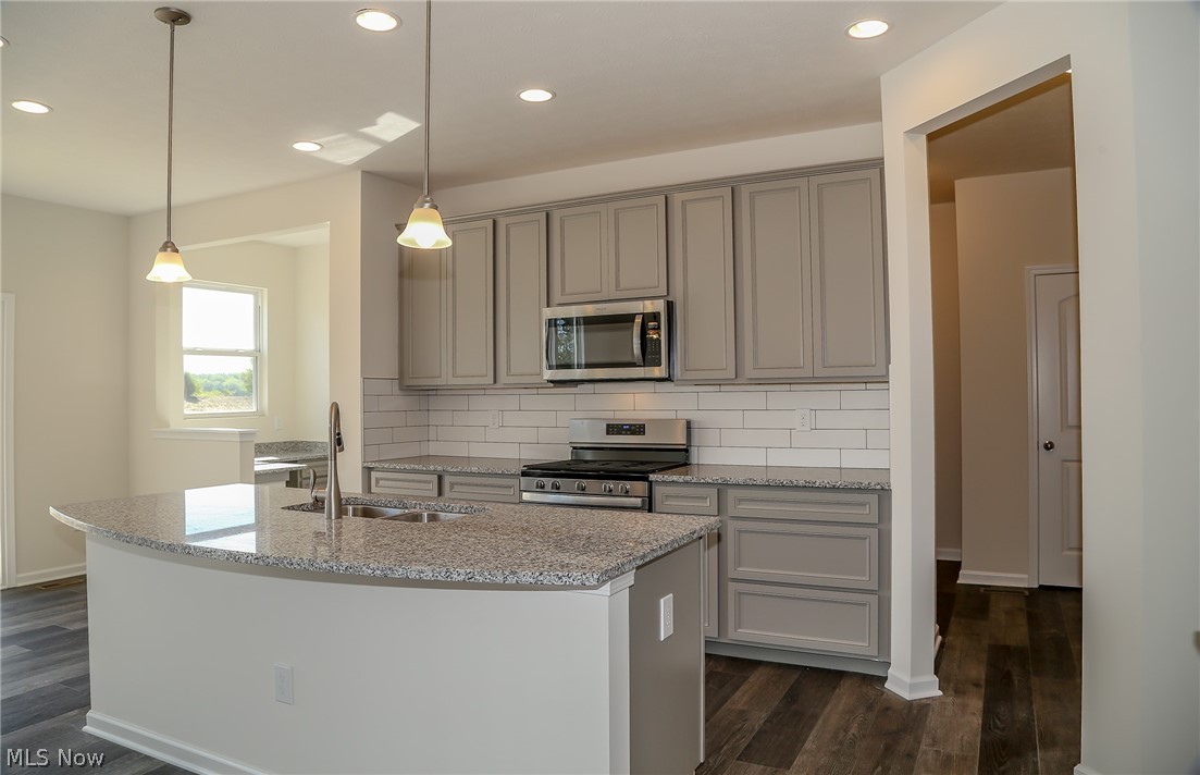 Highlands at Glenross - Residential