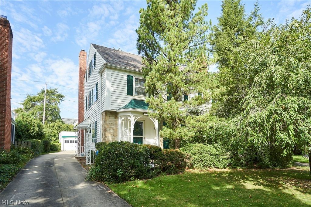 Photo of 3676 Rawnsdale Road, Shaker Heights, OH 44122 (MLS # 5190530)