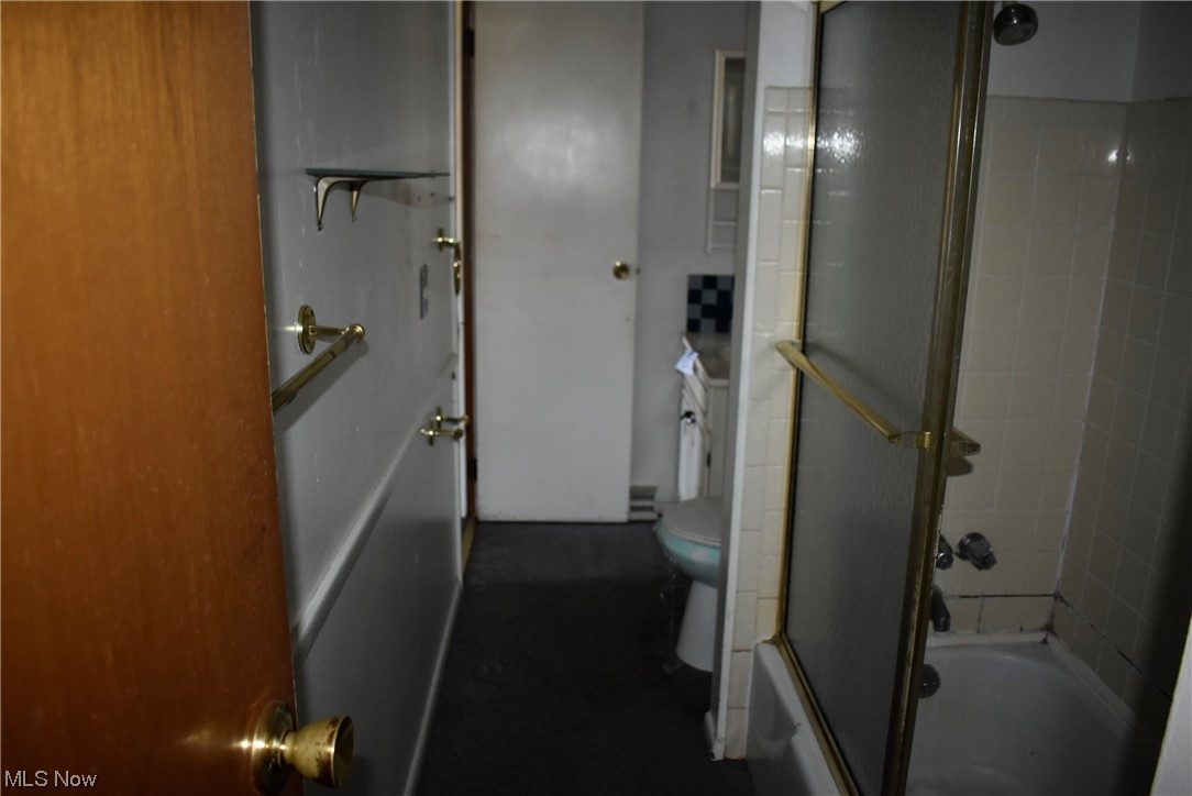 Crestwood - Residential