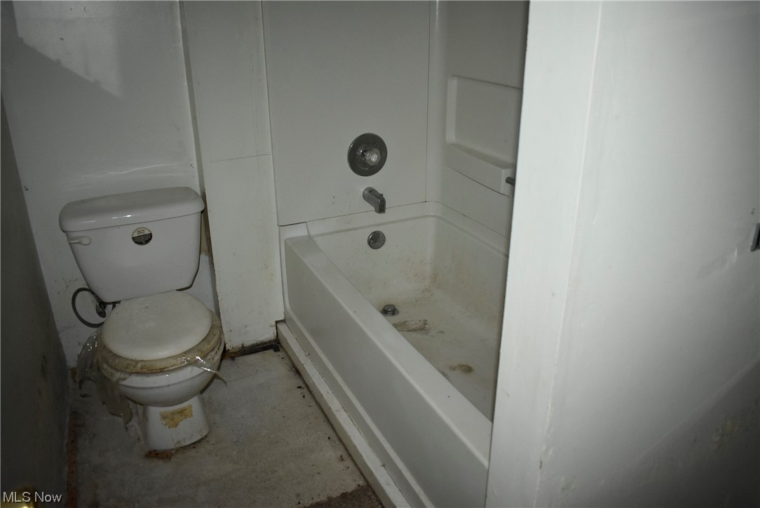 Crestwood - Residential