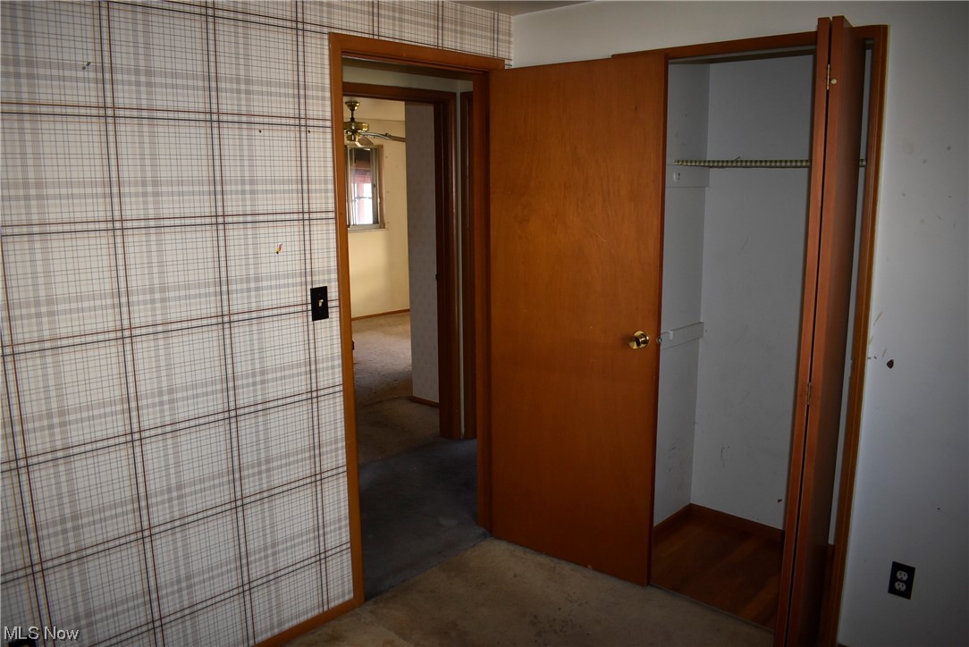 Crestwood - Residential