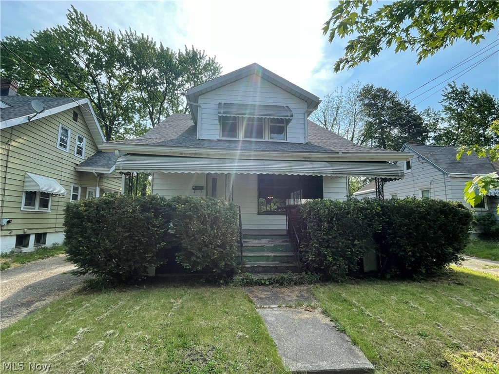 A very nice North Hill bungalow with 3 bedrooms and a 2 car garage! This home has an updated eat-in kitchen, with an eating area and a formal dining room. The large living room has a huge front window. The bathroom is updated with double sinks. There is a large deck, front porch, full basement, and much more.