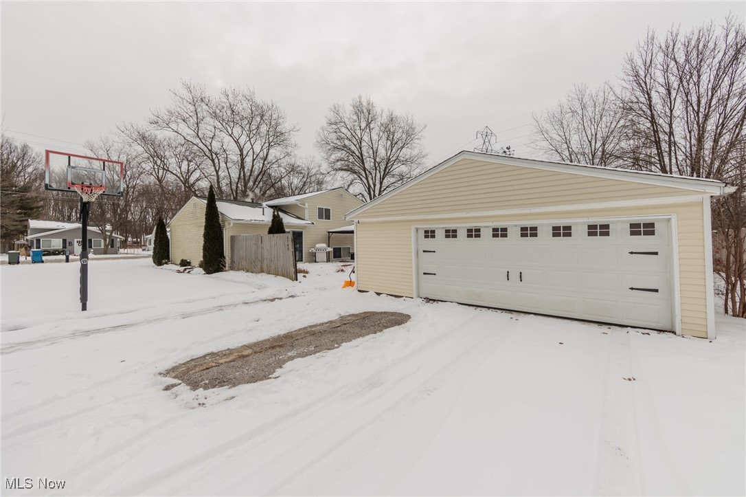 5700 Cornell Boulevard, North Ridgeville, Ohio image 4