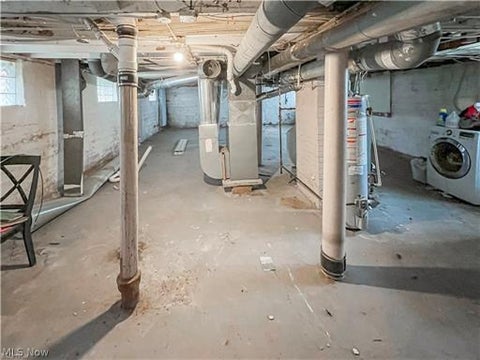 Tiny photo for 3876 E 143rd Street, Cleveland, OH 44128 (MLS # 5255686)