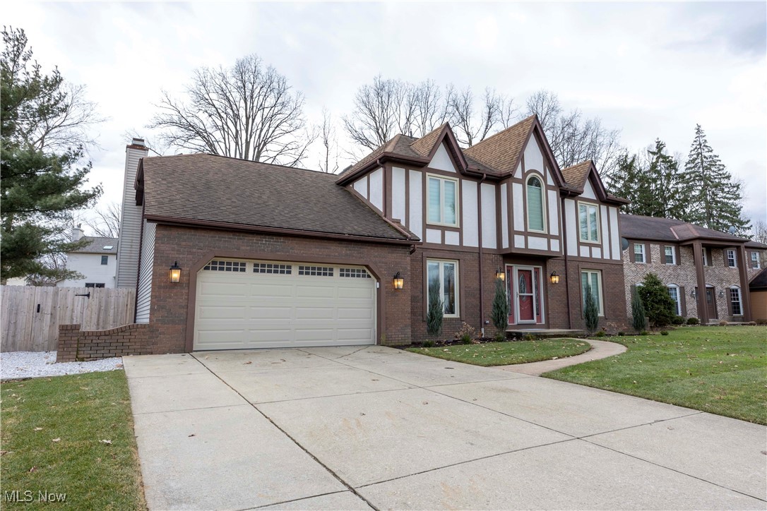 20609 Wildwood Lane, Strongsville, Ohio image 2