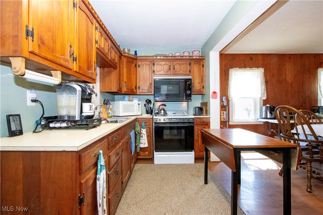 10725 Lattasburg Road, West Salem, Ohio image 4