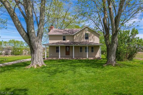 Homes For Sale - 145 State Road<br/> Hinckley, OH 44233